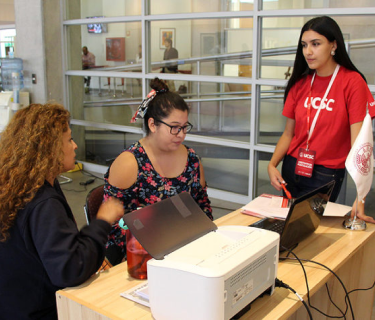 Lorem ipsum dolor, consectetur sed do eiusmod tempor amet dro incididunt.